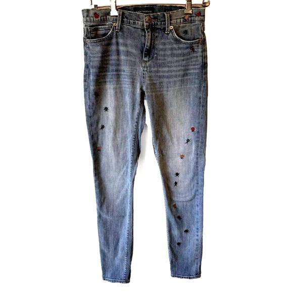 Lucky Brand Jeans Women's Bug‎ Embroidered 2/26 Blue Light Wash Ava Skinny Jeans - Picture 1 of 16
